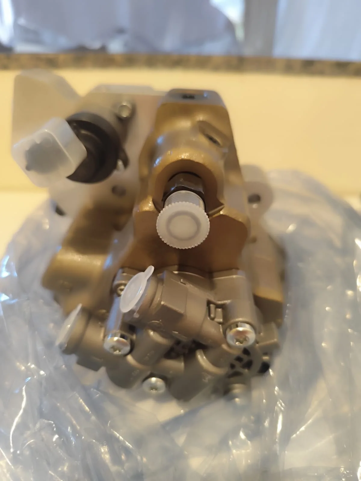 Bomba de Alta Pressao Common Rail Bosch CP3 0445020207 MAN 51.11103-7844 VW 07W130759A — imagem 2